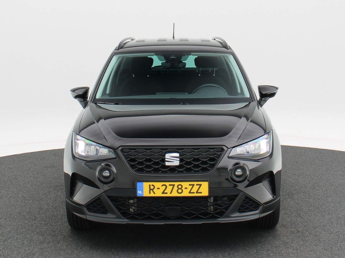 SEAT Arona 1.0 TSi Style Business Intense SEAT Arona 1.0 TSI Style Business Intense | Navigatie | Stoelverwarming | Climate Control | Virtual Cockpit