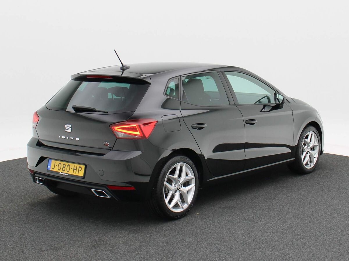 SEAT Ibiza 1.0 TSi Automaat FR Business Intense | Achteruitrijcamera | Stoel Verwarming | ECC | Carplay | Navigatie | Parkeersensoren | Privacy Glass | 17 Inch