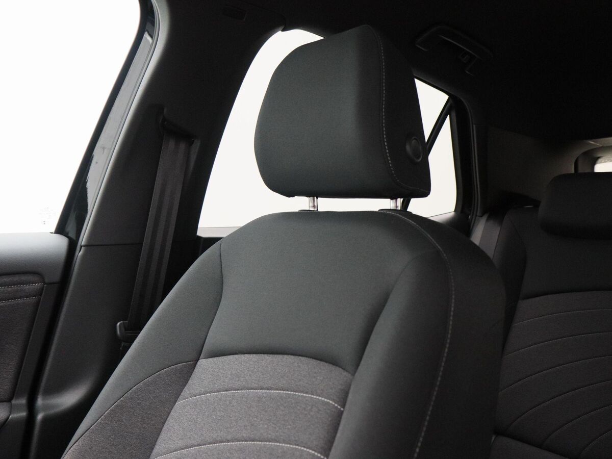 Volkswagen ID.3 Black Edition 52 kWh 170 pk | 19" Lichtmetalen Velgen | Parkeersensoren | Cruise Control Adaptief | App Connect |