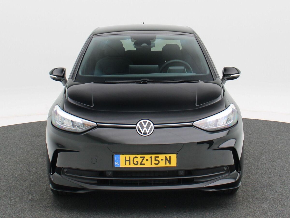 Volkswagen ID.3 Black Edition 52 kWh 170 pk | 19" Lichtmetalen Velgen | Parkeersensoren | Cruise Control Adaptief | App Connect |