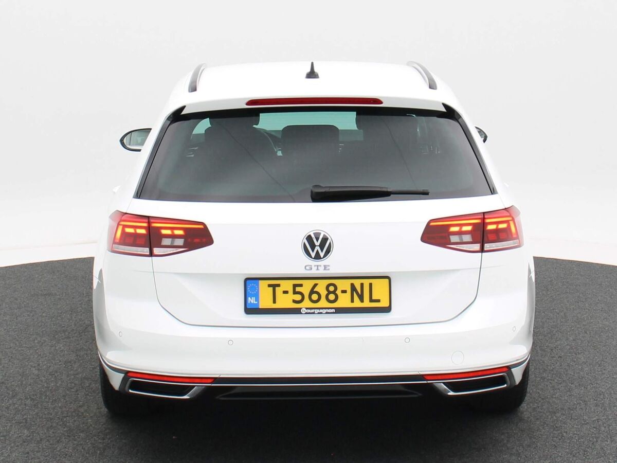 Volkswagen Passat Variant 1.4 TSi 218 Pk Automaat PHEV GTE Business | Navigatie | Stoelverwarming | Adaptive Cruise | 17 Inch | Camera | 92.377 Km!!