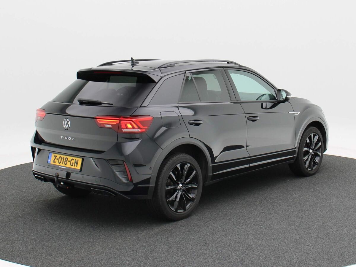 Volkswagen T-Roc 1.0 TSi 110 Pk R-Line | Full LED | Trekhaak | 18 Inch | Black Style | Camera | Adaptive Cruise | 26.890 Km!!