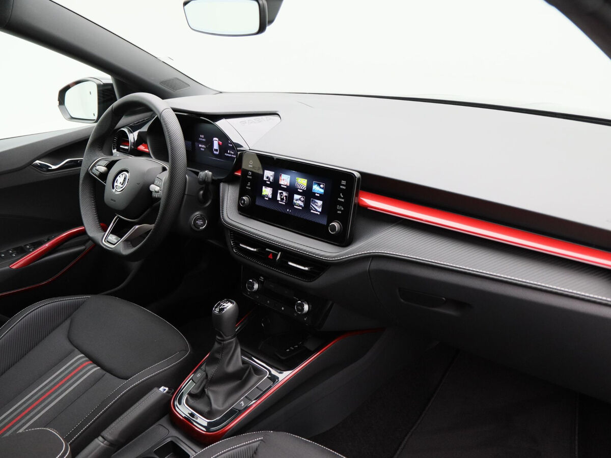 Škoda Fabia Monte Carlo 1.0 TSI 95pk | Stoelverwarming | Achteruitrijcamera | Adaptive cruise control | Side Assist