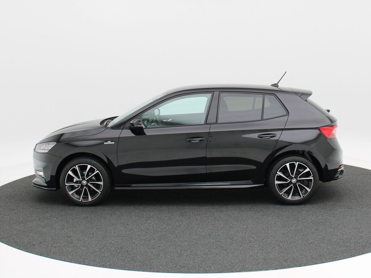 Škoda Fabia Monte Carlo 1.0 TSI 95pk | Stoelverwarming | Achteruitrijcamera | Adaptive cruise control | Side Assist