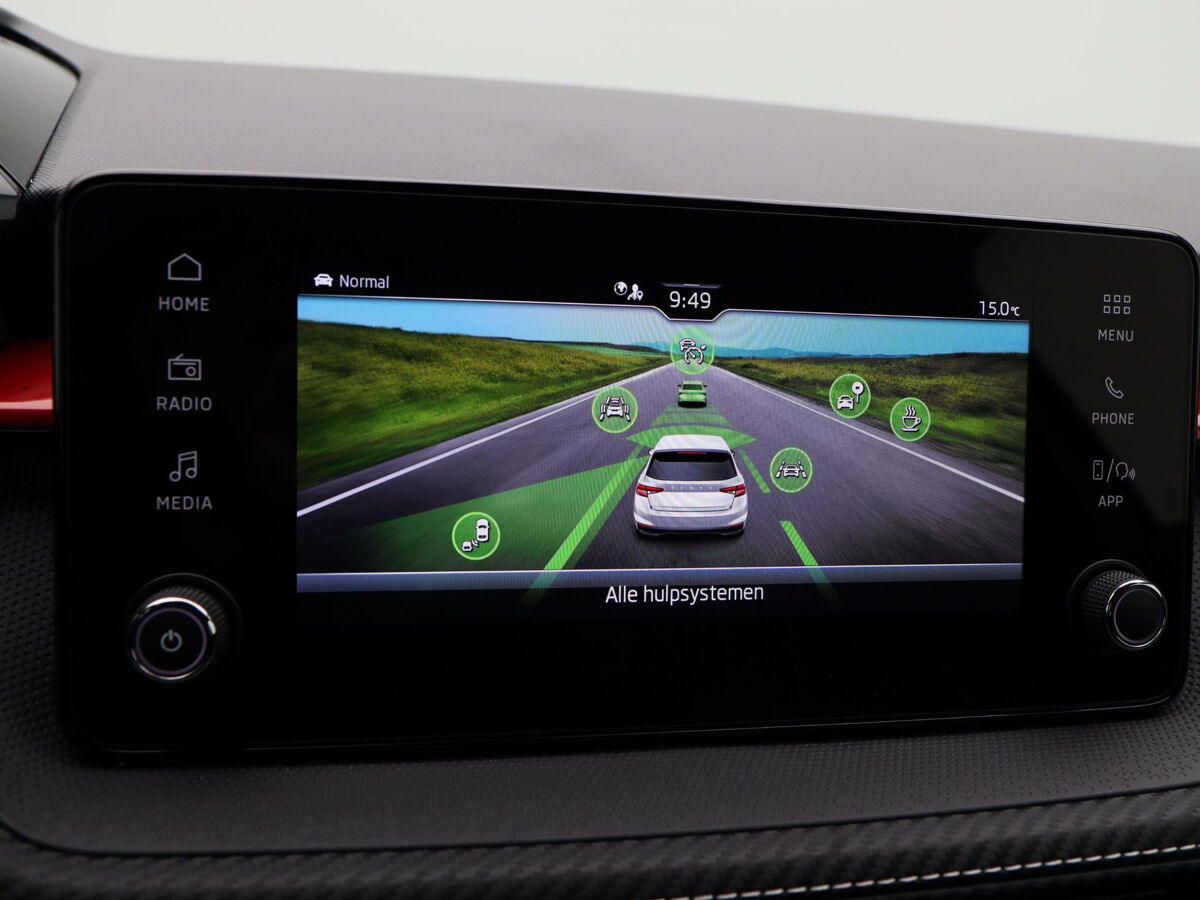 Škoda Fabia Monte Carlo 1.0 TSI 95pk | Stoelverwarming | Achteruitrijcamera | Adaptive cruise control | Side Assist