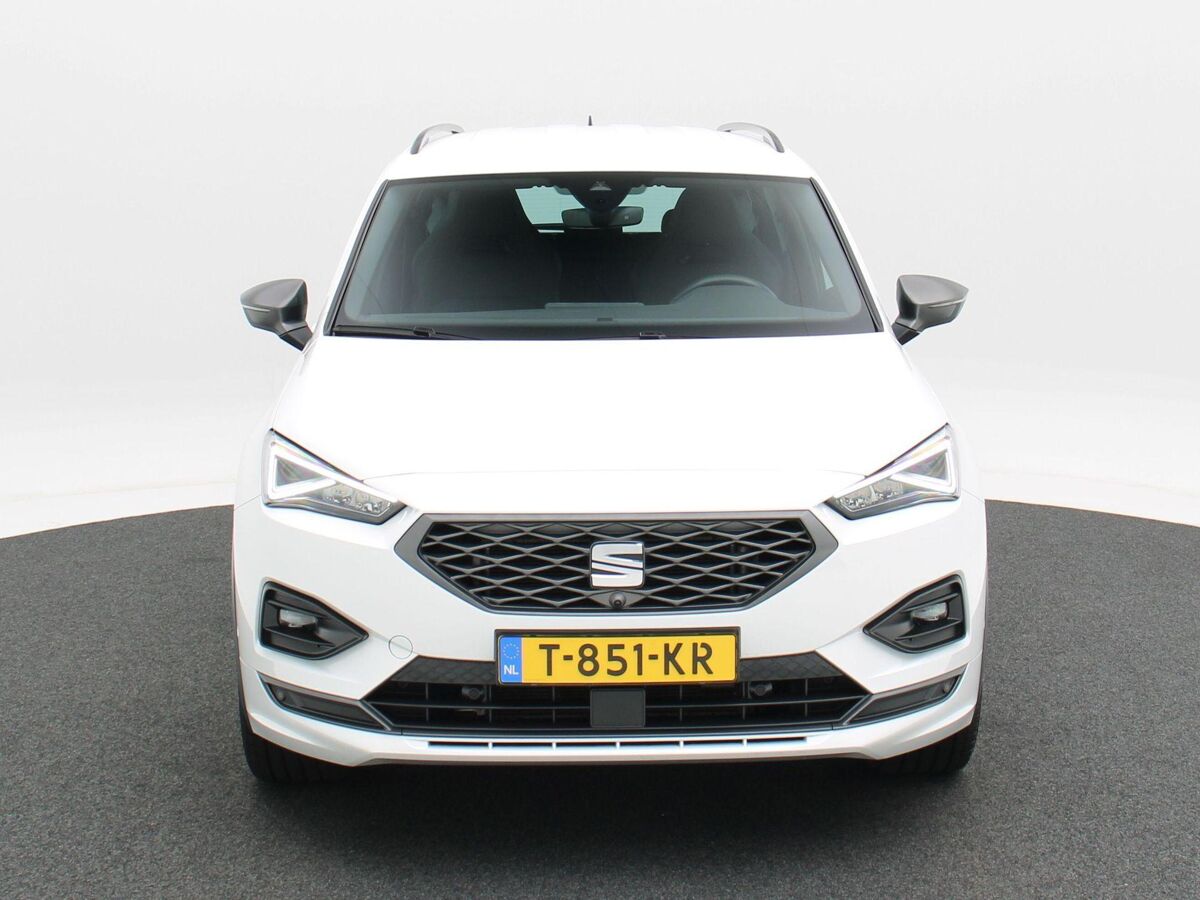 SEAT Tarraco 1.5 TSi 150 Pk Automaat FR Business Intense | 360° Camera | Elektrische Stoelen | Adaptive Cruise | Carplay | LED | Parkeersensoren | Navigatie | ECC | DAB | 20 Inch