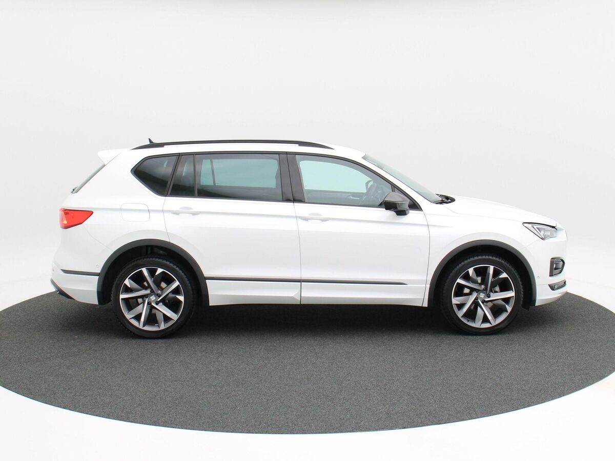 SEAT Tarraco 1.5 TSi 150 Pk Automaat FR Business Intense | 360° Camera | Elektrische Stoelen | Adaptive Cruise | Carplay | LED | Parkeersensoren | Navigatie | ECC | DAB | 20 Inch