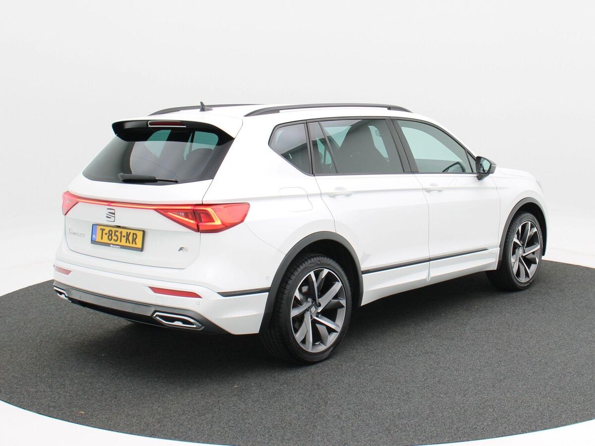 SEAT Tarraco 1.5 TSi 150 Pk Automaat FR Business Intense | 360° Camera | Elektrische Stoelen | Adaptive Cruise | Carplay | LED | Parkeersensoren | Navigatie | ECC | DAB | 20 Inch