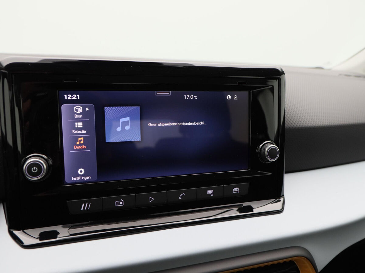 SEAT Arona Reference 1.0 TSI 95 pk | Cruise control | Parkeersensoren | Apple carplay / Android auto
