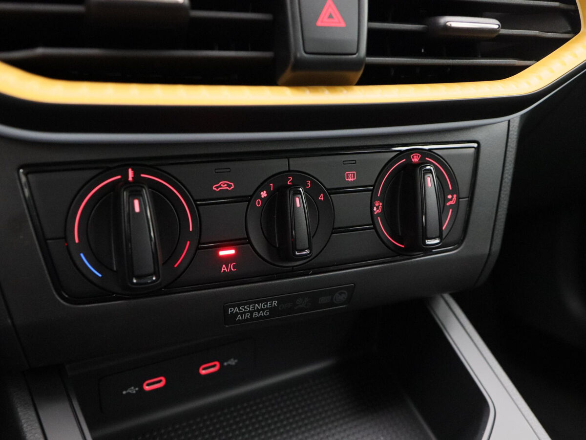 SEAT Arona Reference 1.0 TSI 95 pk | Cruise control | Parkeersensoren | Apple carplay / Android auto