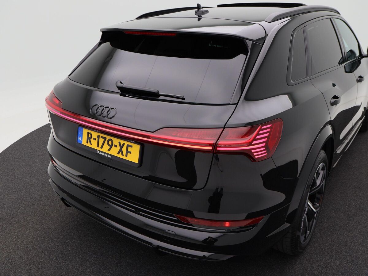 Audi e-tron S quattro 95 kWh 503 Pk S-Line | Panoramadak | 21 Inch | Adaptive Cruise | Full LED | 28.436 Km!!