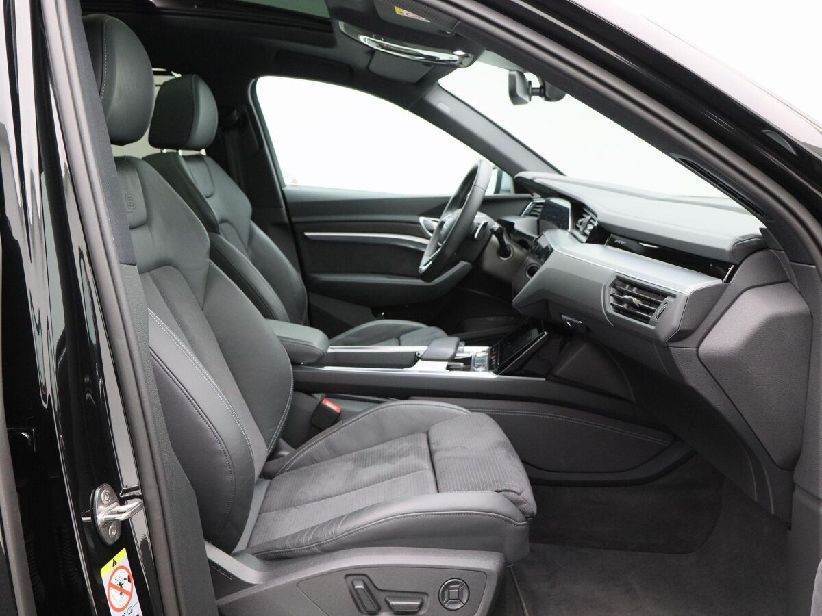 Audi e-tron S quattro 95 kWh 503 Pk S-Line | Panoramadak | 21 Inch | Adaptive Cruise | Full LED | 28.436 Km!!