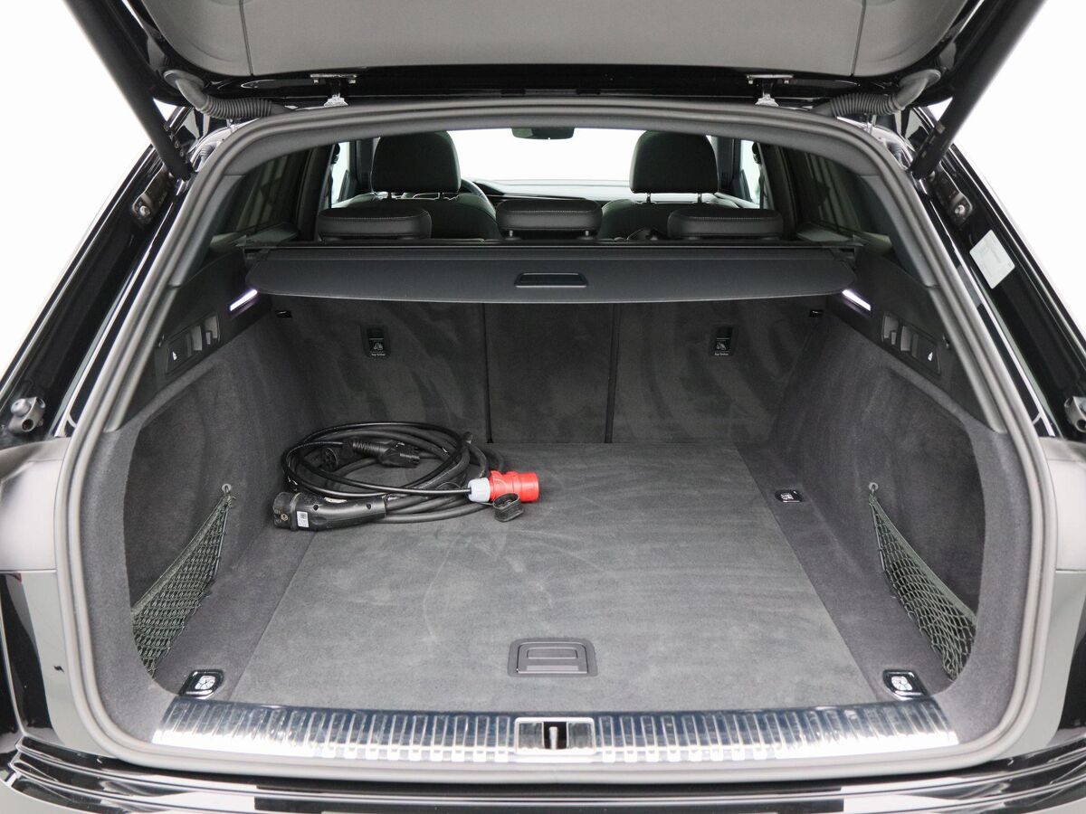 Audi e-tron S quattro 95 kWh 503 Pk S-Line | Panoramadak | 21 Inch | Adaptive Cruise | Full LED | 28.436 Km!!