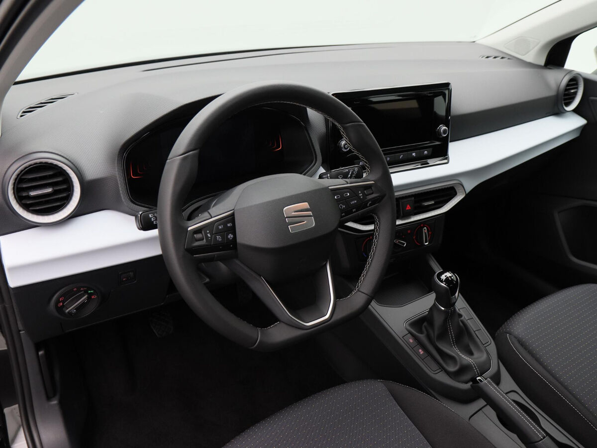 SEAT Ibiza Style Plus 1.0 TSI 95 PK | Cruise control | Parkeersensoren | Airco | Apple carplay / Android auto