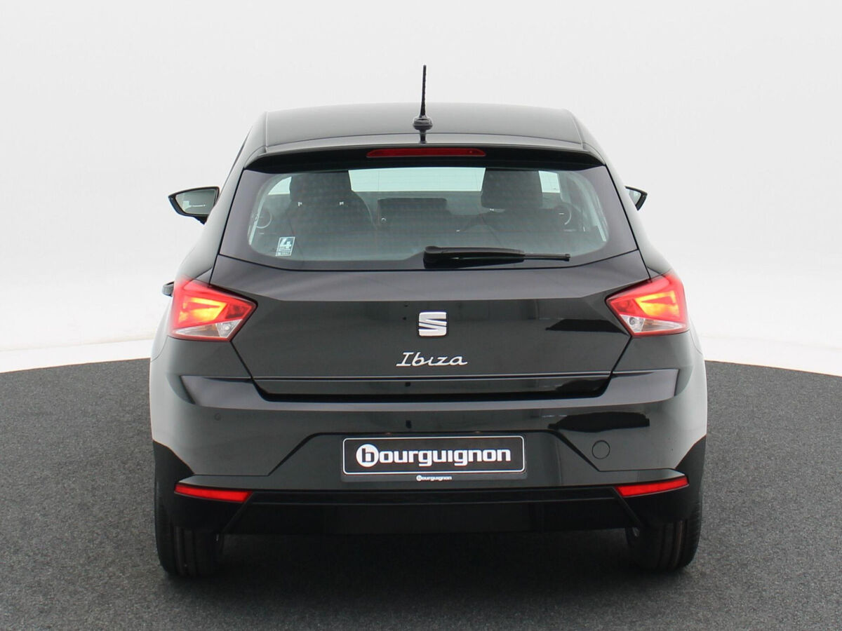 SEAT Ibiza Style Plus 1.0 TSI 95 PK | Cruise control | Parkeersensoren | Airco | Apple carplay / Android auto