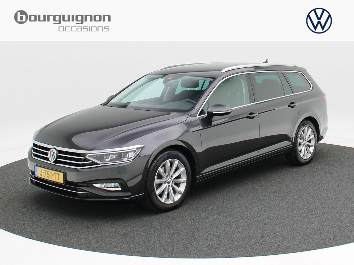 Volkswagen Passat Variant 1.5 TSi 150 Pk Automaat Comfort Business | Full LED | Navigatie | 17 Inch | Trekhaak | Camera | Adaptive Cruise | 105.353 Km!!