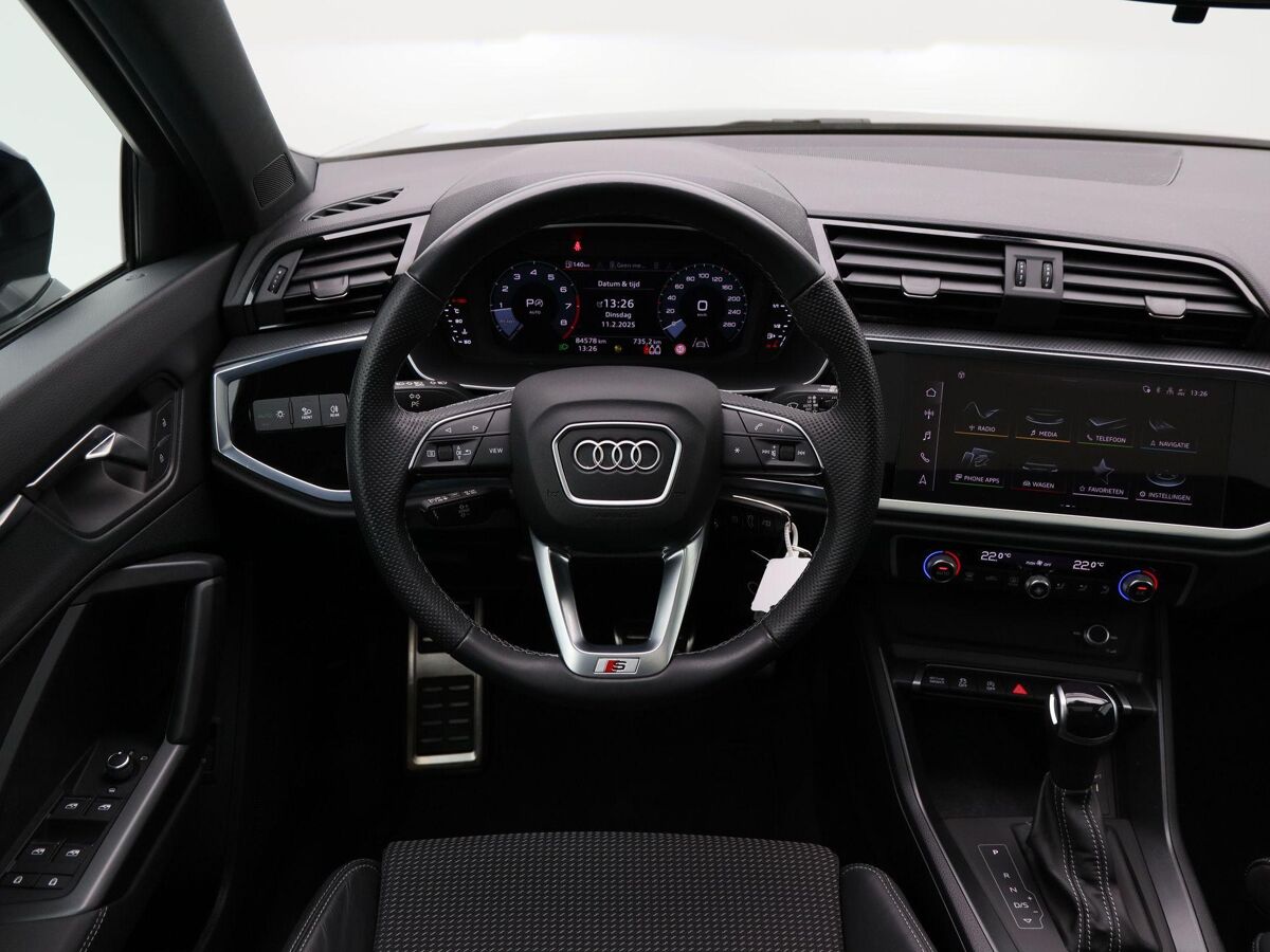 Audi Q3 Sportback 35 TFSi 150 Pk Automaat S-Line | Panoramadak | Zwart Optiek | 18 Inch | Full LED | Navigatie | 84.576 Km!!