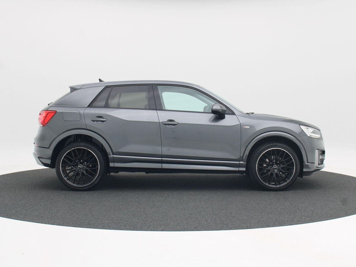 Audi Q2 35 TFSi 150 Pk Automaat S-Line | Full LED | Navigatie | 19 Inch | Zwart Optiek | Cruise Controle | Stoelverwarming