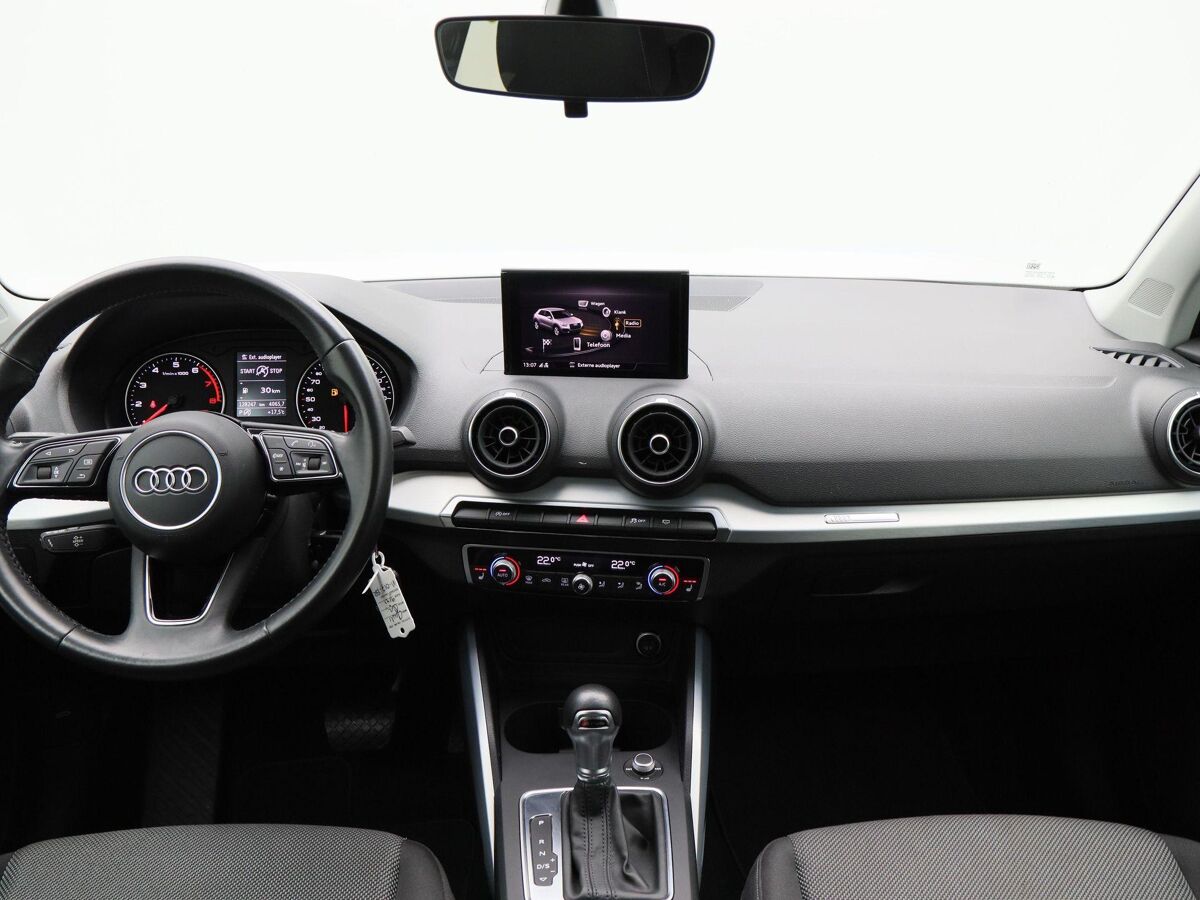 Audi Q2 35 TFSi 150 Pk Automaat S-Line | Full LED | Navigatie | 19 Inch | Zwart Optiek | Cruise Controle | Stoelverwarming