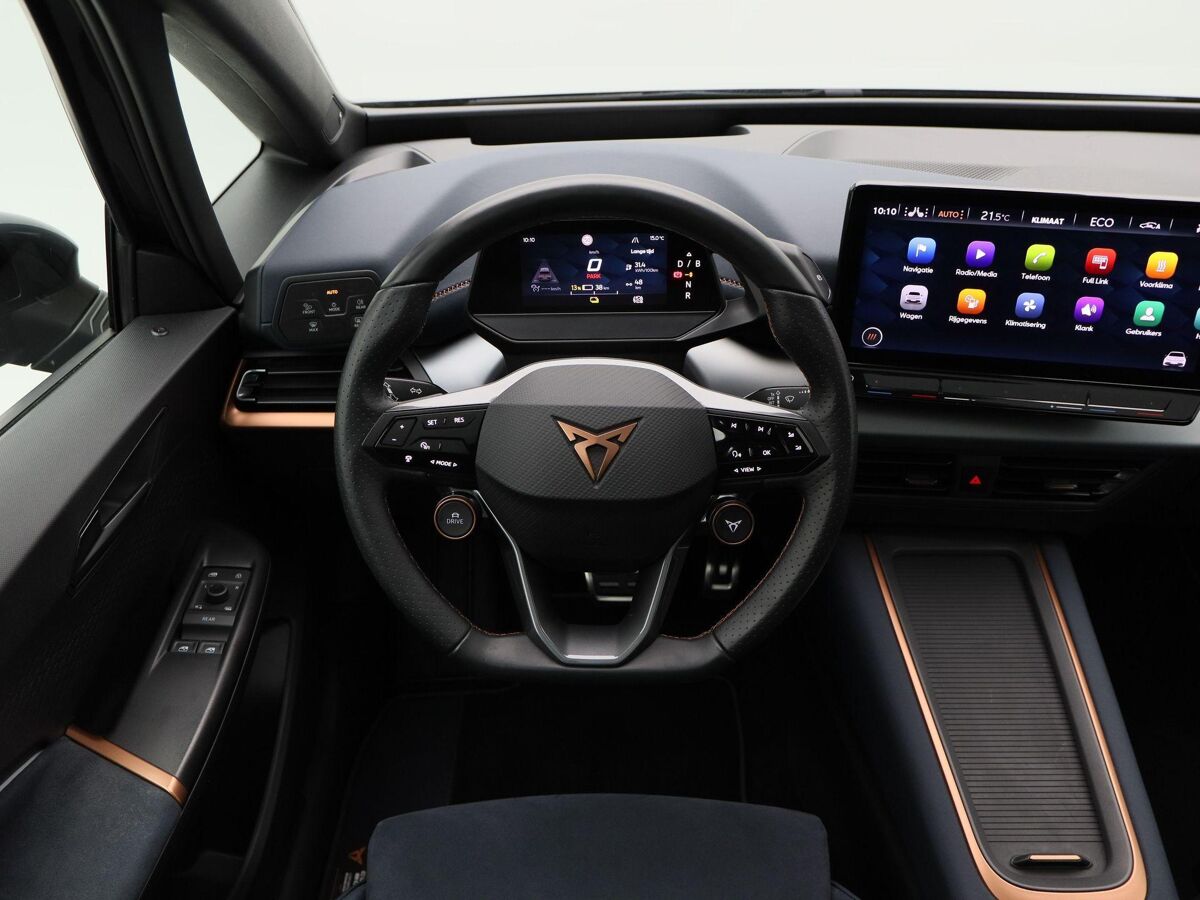 CUPRA Born Copper Edition 62 kWh 231 Pk | Full LED | Head Up | Panoramadak | 20 Inch | Sportstoelen | Camera | Stoelverwarming | 9.233 Km!!