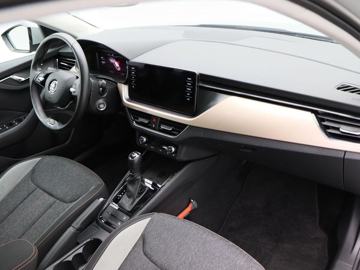 Škoda Scala 1.0 TSi 110 Pk Automaat Business Edition | Full LED | Navigatie | Stoelverwarming | Virtual Dashboard | 16 Inch | 82.637 Km!!