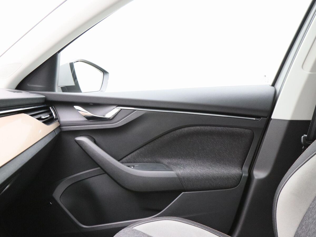 Škoda Scala 1.0 TSi 110 Pk Automaat Business Edition | Full LED | Navigatie | Stoelverwarming | Virtual Dashboard | 16 Inch | 82.637 Km!!