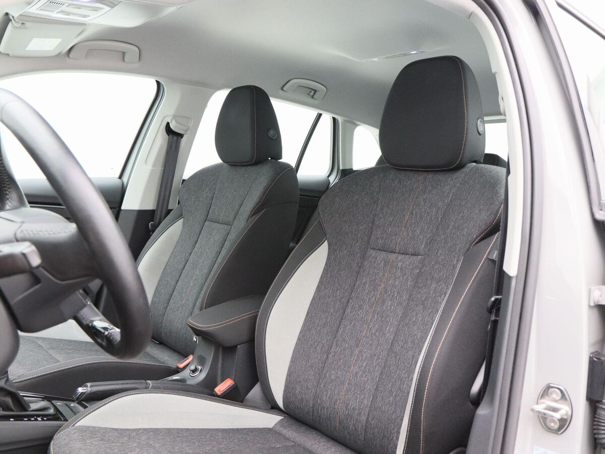 Škoda Scala 1.0 TSi 110 Pk Automaat Business Edition | Full LED | Navigatie | Stoelverwarming | Virtual Dashboard | 16 Inch | 82.637 Km!!