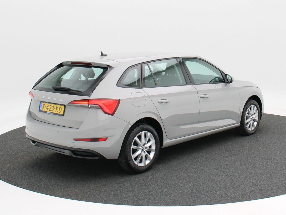 Škoda Scala 1.0 TSi 110 Pk Automaat Business Edition | Full LED | Navigatie | Stoelverwarming | Virtual Dashboard | 16 Inch | 82.637 Km!!