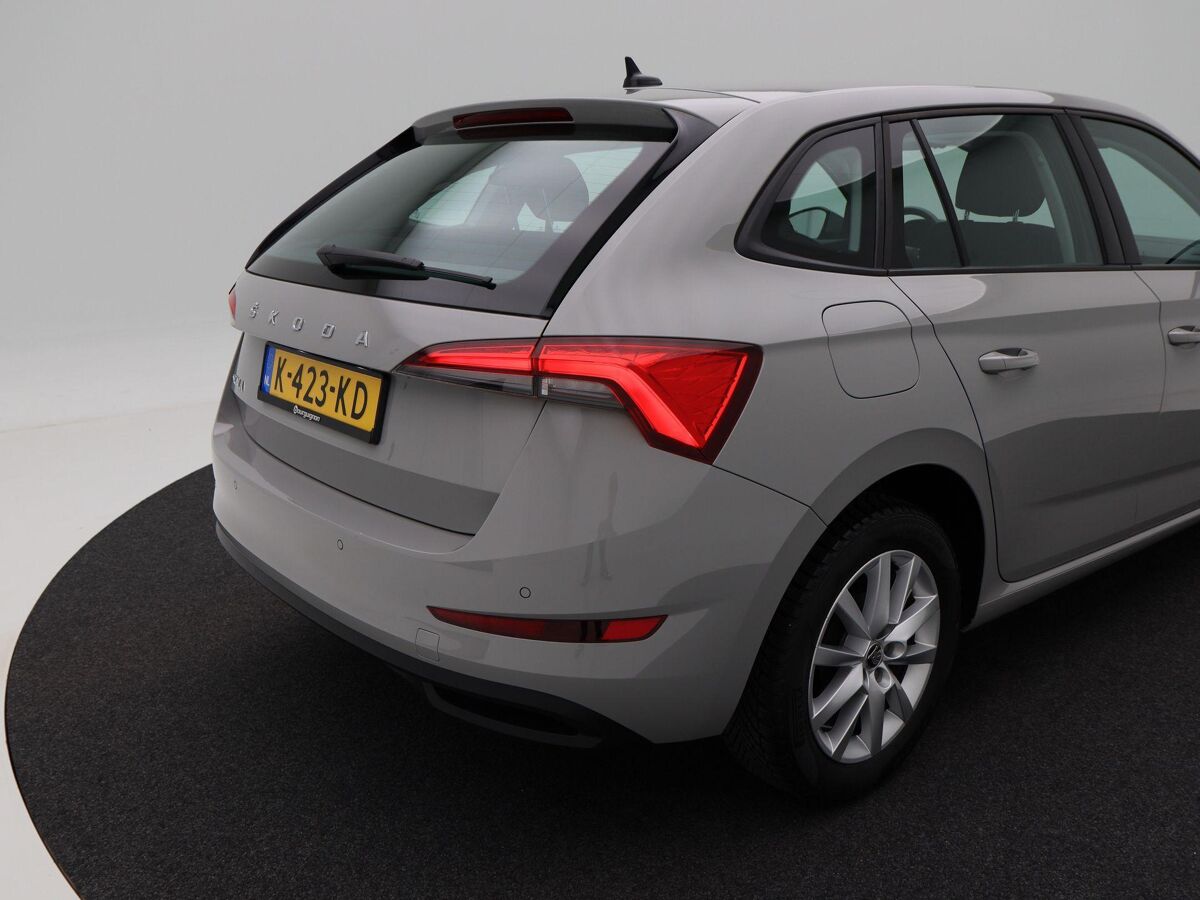 Škoda Scala 1.0 TSi 110 Pk Automaat Business Edition | Full LED | Navigatie | Stoelverwarming | Virtual Dashboard | 16 Inch | 82.637 Km!!