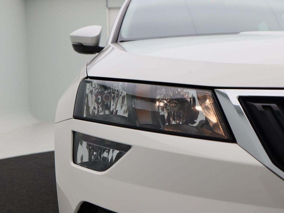 Škoda Karoq 1.5 TSi 150 Pk Automaat Style Business | Navigatie | Airco | Cruise Controle | 17 Inch | Privacy Glass | Parkeersensoren | 90.114 Km!!