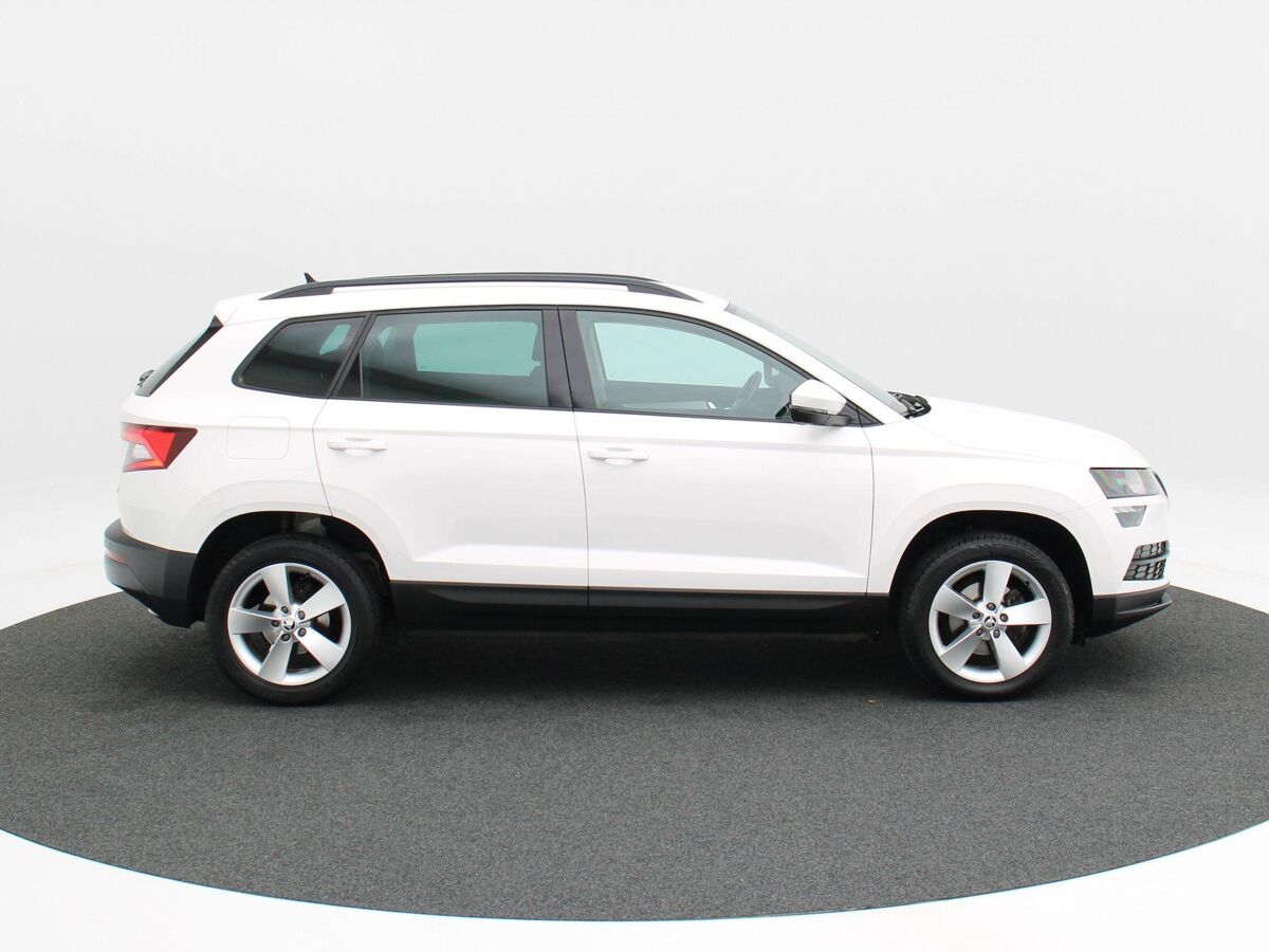Škoda Karoq 1.5 TSi 150 Pk Automaat Style Business | Navigatie | Airco | Cruise Controle | 17 Inch | Privacy Glass | Parkeersensoren | 90.114 Km!!