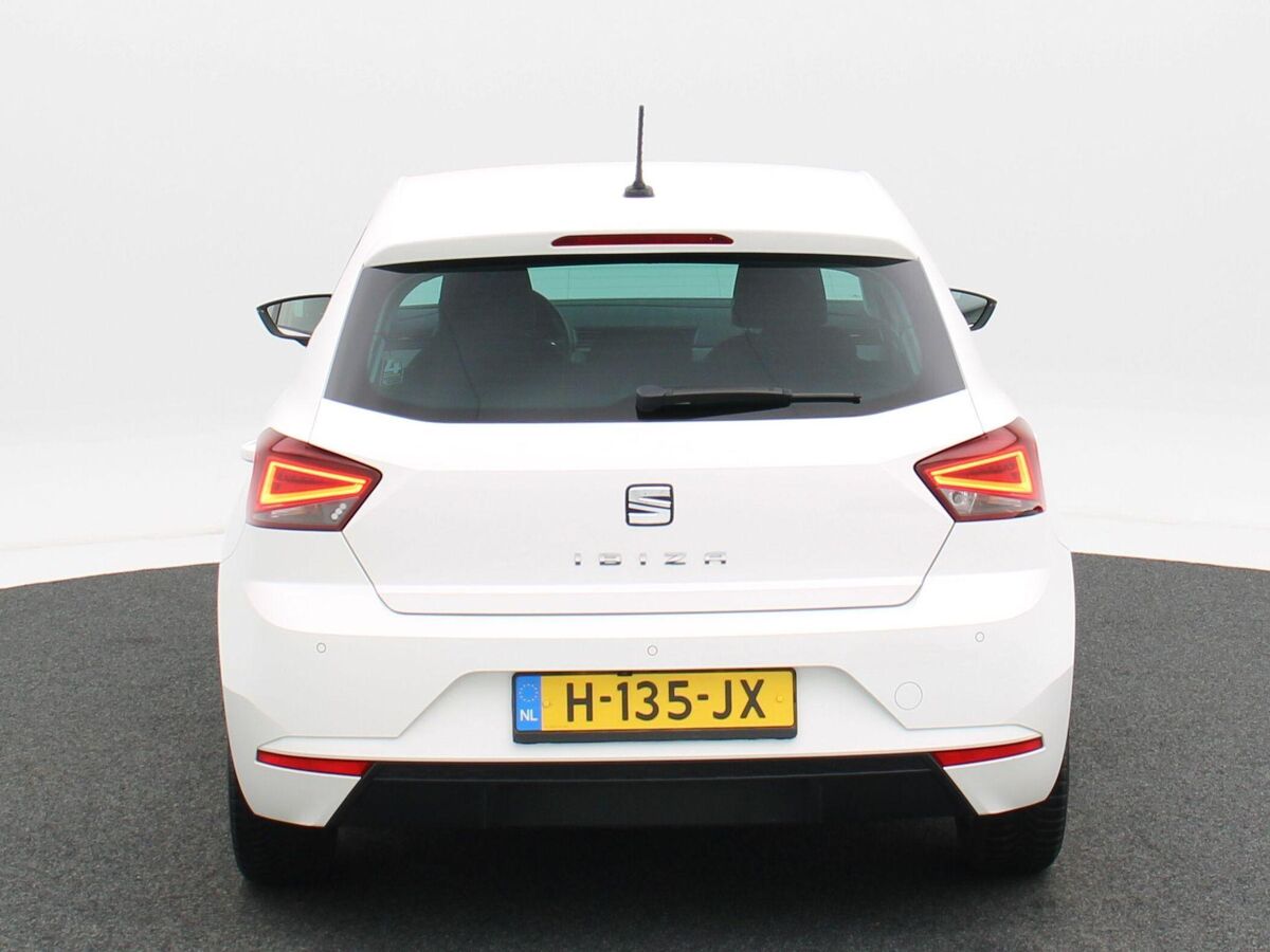 SEAT Ibiza 1.0 TSi 115 Pk Automaat Style Business Intense | Climate Controle | Navigatie | Camera | Privacy Glass | Parkeersensoren V+A | 63.681 Km!!