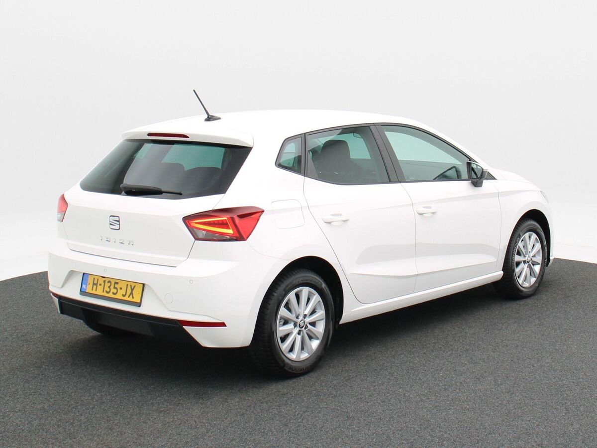 SEAT Ibiza 1.0 TSi 115 Pk Automaat Style Business Intense | Climate Controle | Navigatie | Camera | Privacy Glass | Parkeersensoren V+A | 63.681 Km!!