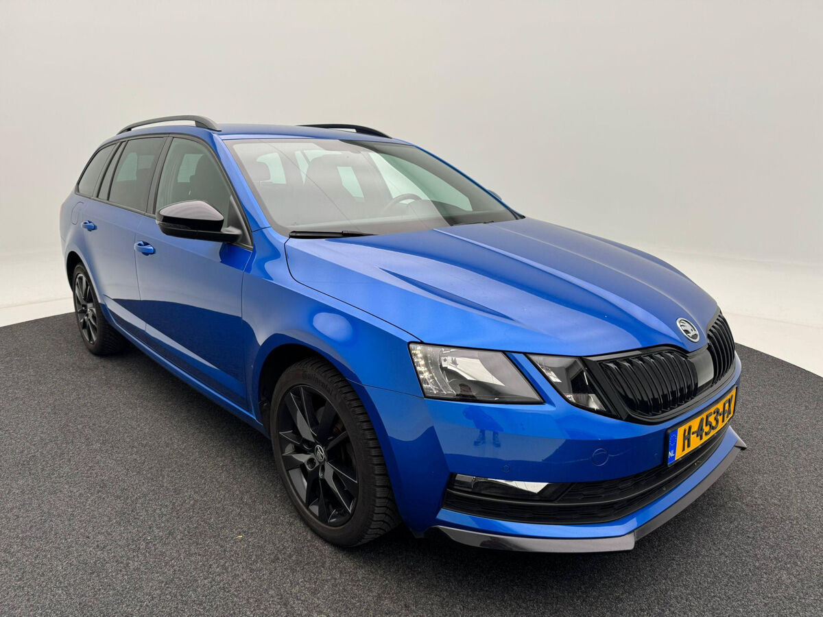 Škoda Octavia Combi 1.5 TSi 150 Pk Automaat Sport Business | Navigatie | Trekhaak | Privacy Glass | Sportstoelen | 114.395 Km!!