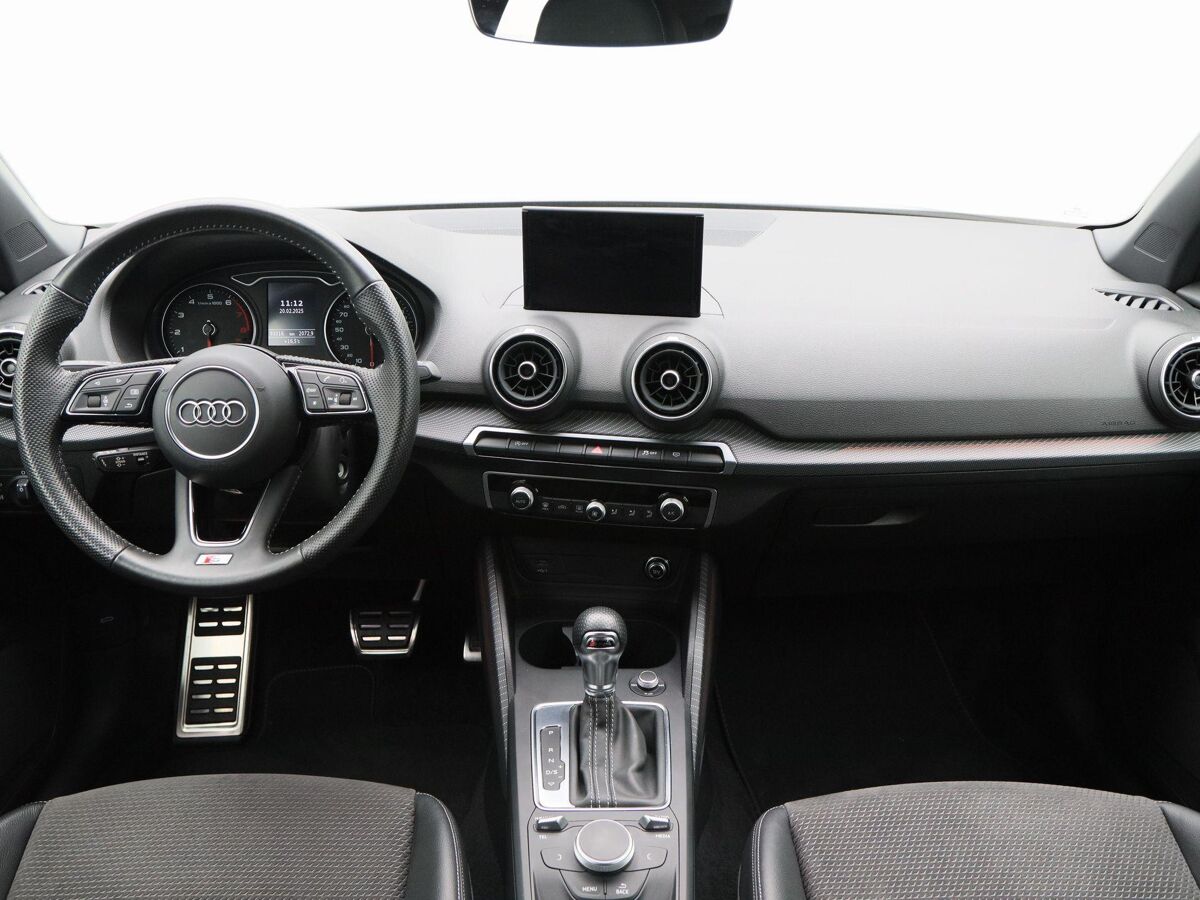 Audi Q2 35 TFSi 150 Pk Automaat S-Line | Full LED | Navigatie | Alcantara | 17 Inch | Adaptive Cruise | 83.013 Km!!
