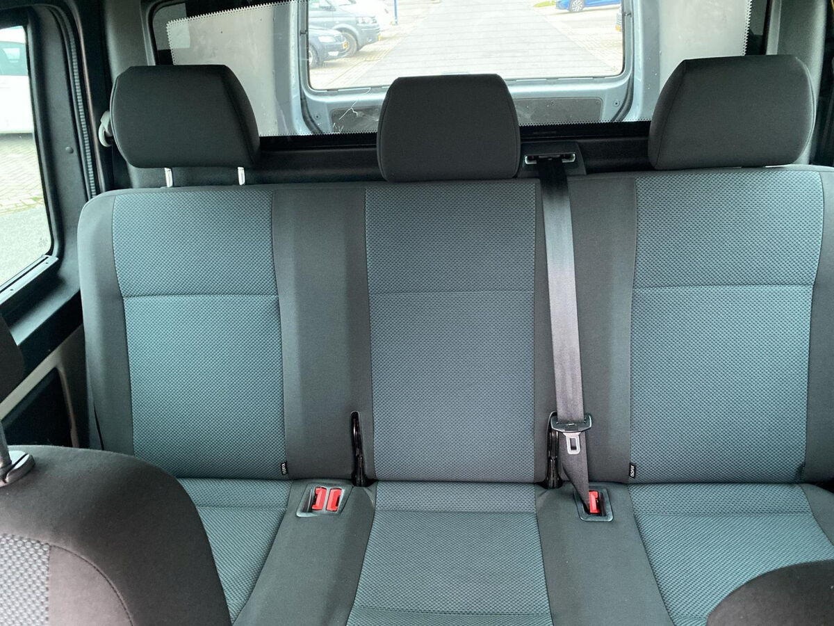 VW-Bedrijfswagens Transporter 2.0 TDI L2H1 DC 4Motion Highline | Trekhaak | DSG | ACC | Dubbel cabine | LED | 4x4 | Navi | Betimmering |