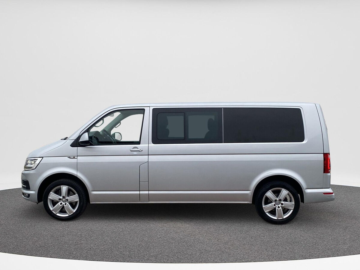 VW-Bedrijfswagens Transporter 2.0 TDI L2H1 DC 4Motion Highline | Trekhaak | DSG | ACC | Dubbel cabine | LED | 4x4 | Navi | Betimmering |