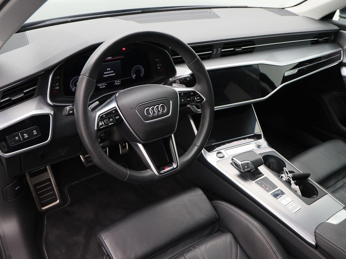 Audi A6 Avant 55 TFSi e 367 Pk quattro S-Line | S-Line | Adaptive Cruise Control | stoelverwarming | Appel CarPlay | Panoramadak | 20 Inch