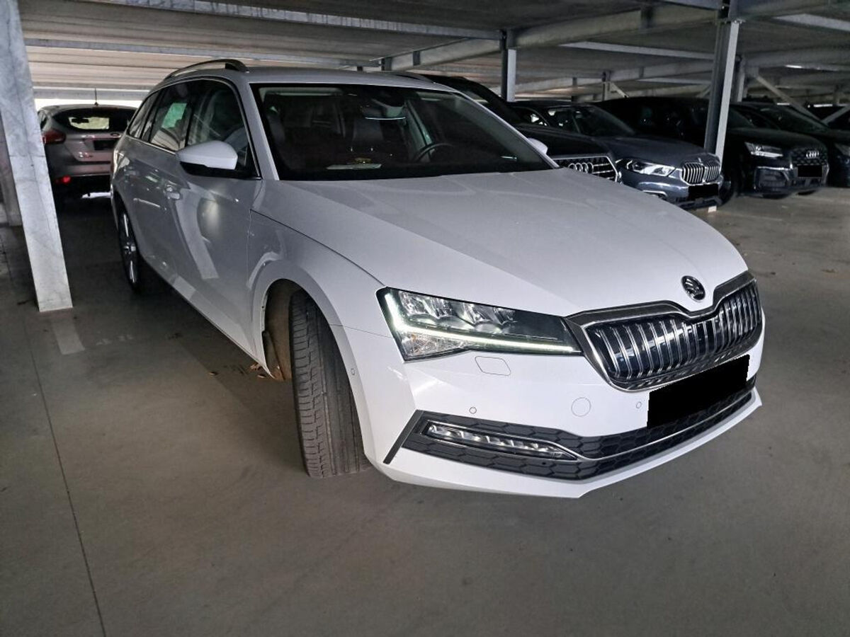 Škoda Superb Combi 1.4 TSI iV DSG Style | Wordt verwacht | PHEV | A. Camera | Leder | Elec. stoelen |