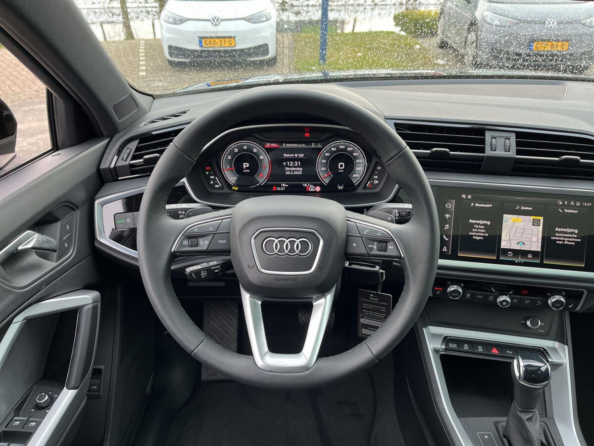 Audi Q3 Sportback 35 TFSI S Edition | 150Pk | Pano | Trekhaak | Elec. klep | Automaat |