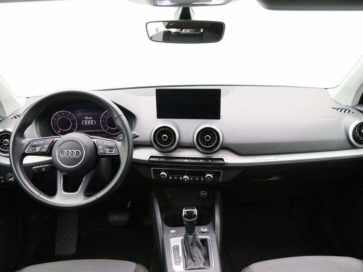 Audi Q2 35 TFSi 150 Pk Automaat Advanced edition | Carplay | parkeersensoren | Cruise Control | ECC | Navigatiesysteem | DAB | 17 Inch