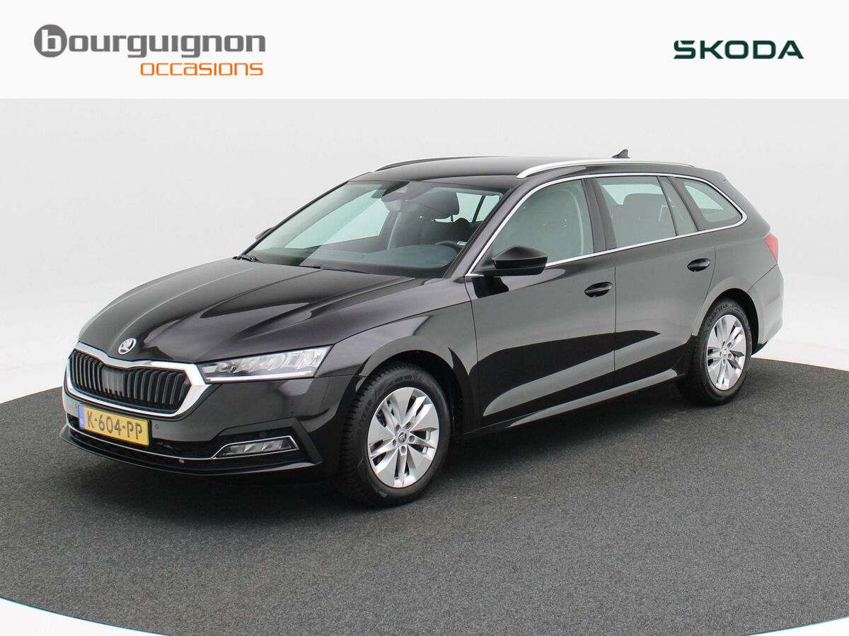 Škoda Octavia Combi 1.0 e-TSi 110 Pk Automaat Business Edition | Climate Control | Navigatie | Camera | LED | Trekhaak | 99.047 Km!!