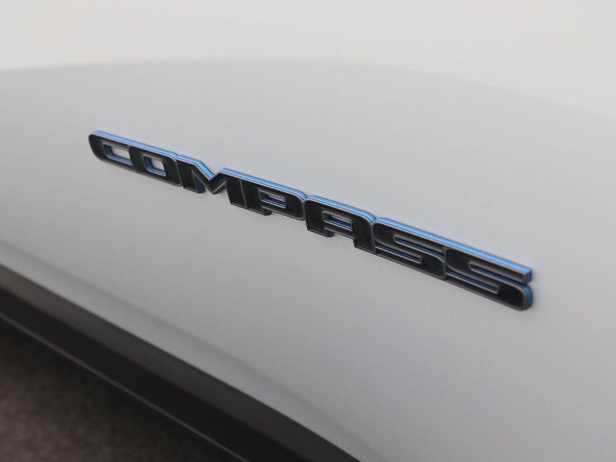 Jeep Compass 4xe 240 Plug-in Hybrid Electric S | Navigatie | Climate Control | Alpine audio | Stoelverwarming