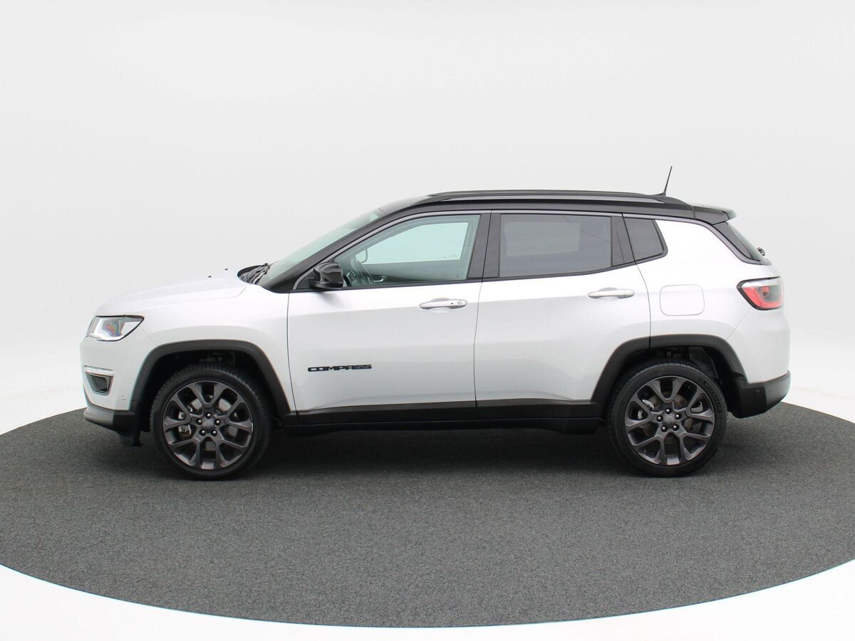 Jeep Compass 4xe 240 Plug-in Hybrid Electric S | Navigatie | Climate Control | Alpine audio | Stoelverwarming
