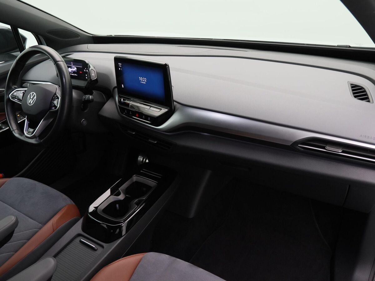 Volkswagen ID.4 Max 77 kWh 204 Pk Automaat | Full Led | | Trekhaak | Stoelverwarming | Adaptive Cruise Control | Camera | CarPlay | 83.337 Km!!