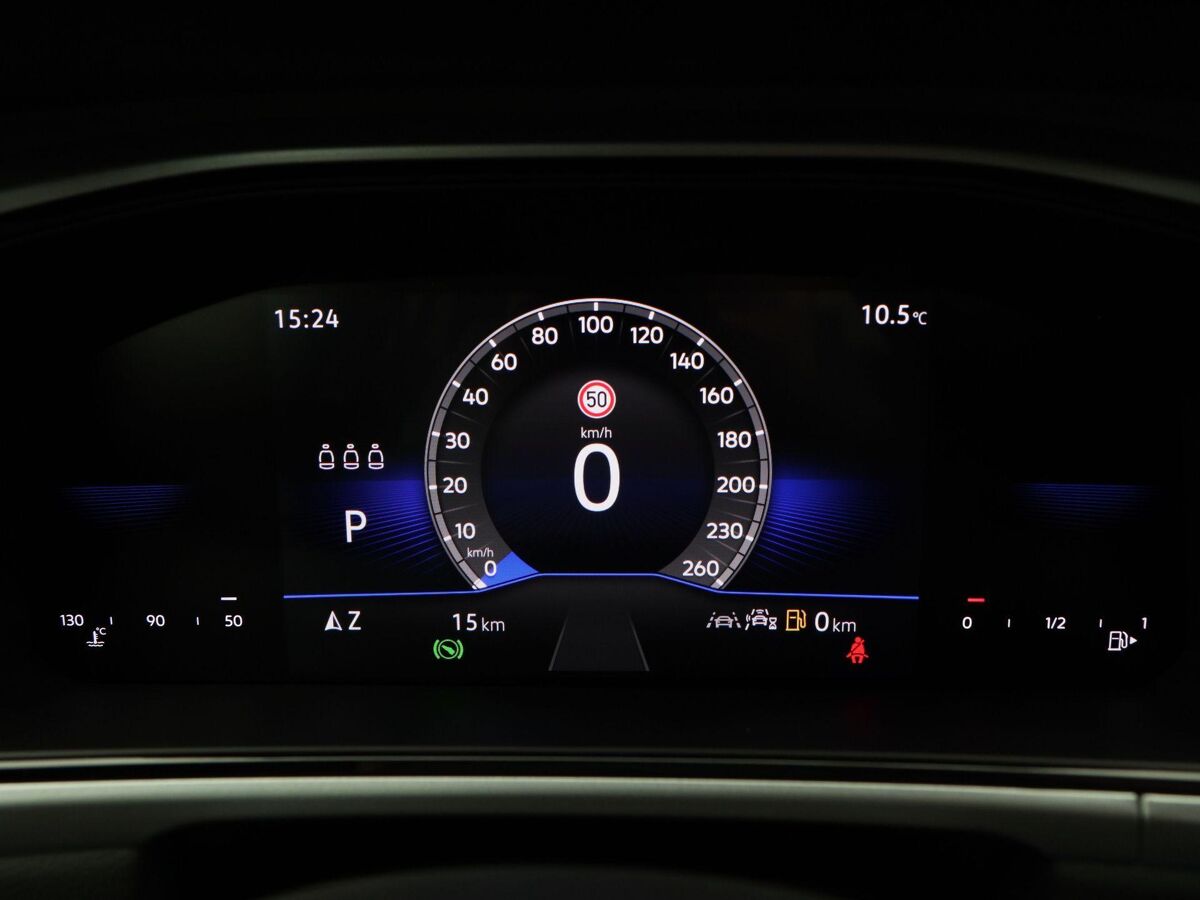 Volkswagen T-Roc Life Edition 1.5 TSI 110 kW / 150 pk DSG | Navigatie | Camera | Adaptive Cruise | App Connect |