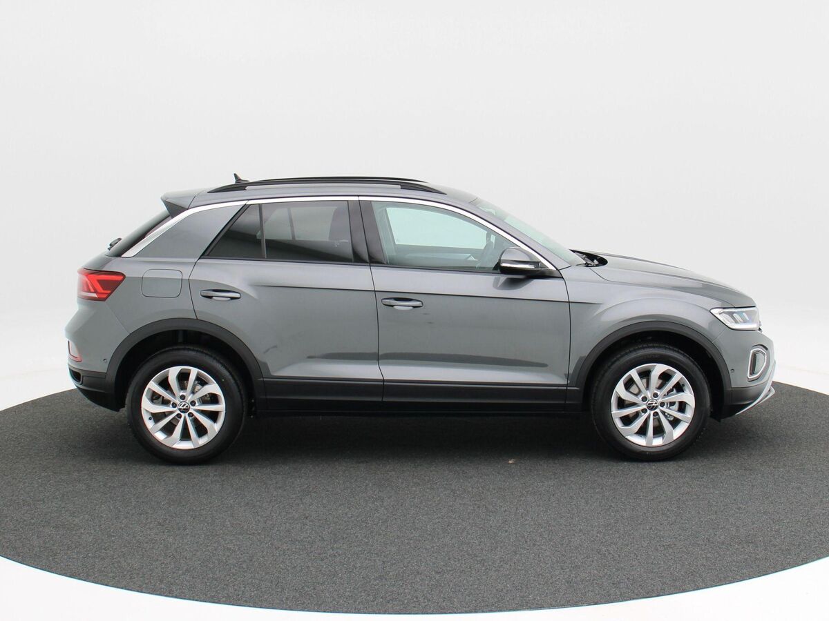 Volkswagen T-Roc Life Edition 1.5 TSI 110 kW / 150 pk DSG | Navigatie | Camera | Adaptive Cruise | App Connect |