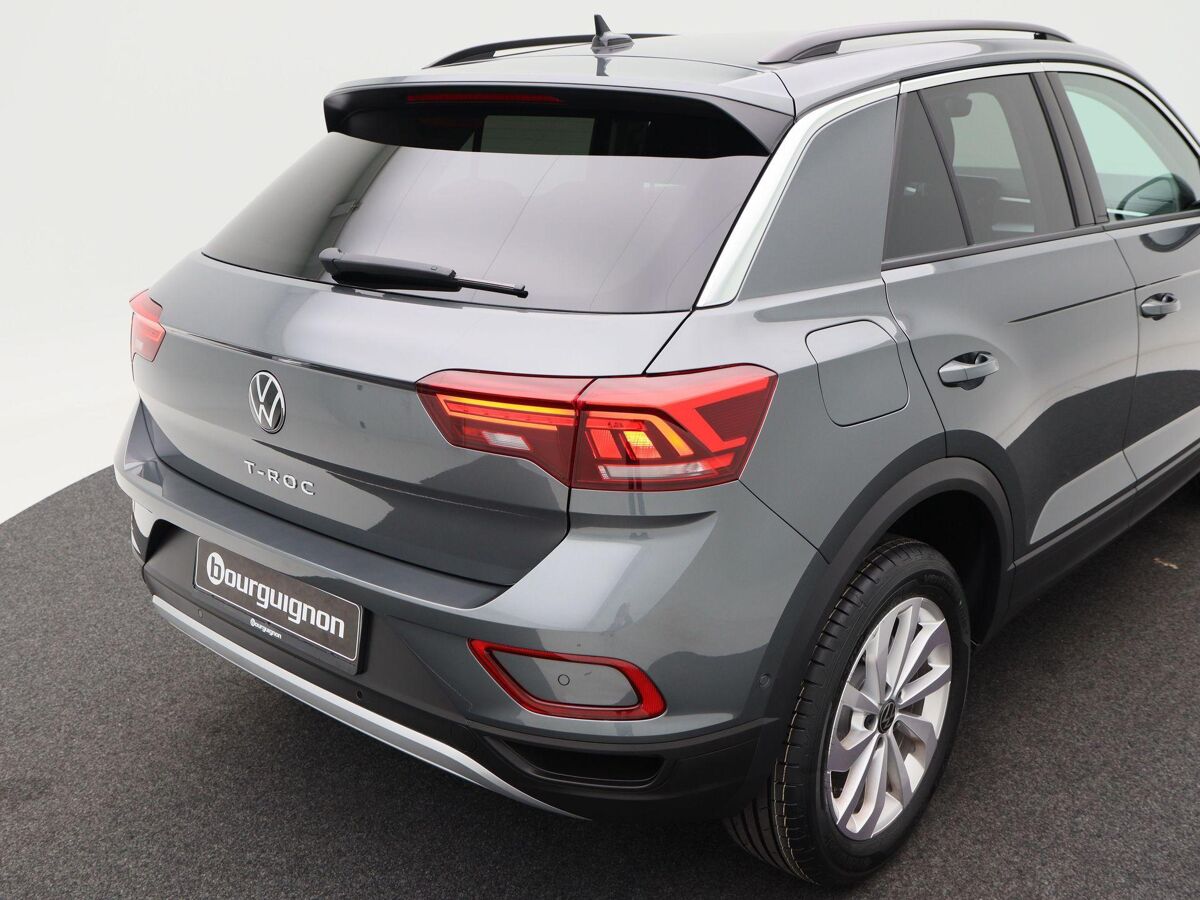 Volkswagen T-Roc Life Edition 1.5 TSI 110 kW / 150 pk DSG | Navigatie | Camera | Adaptive Cruise | App Connect |