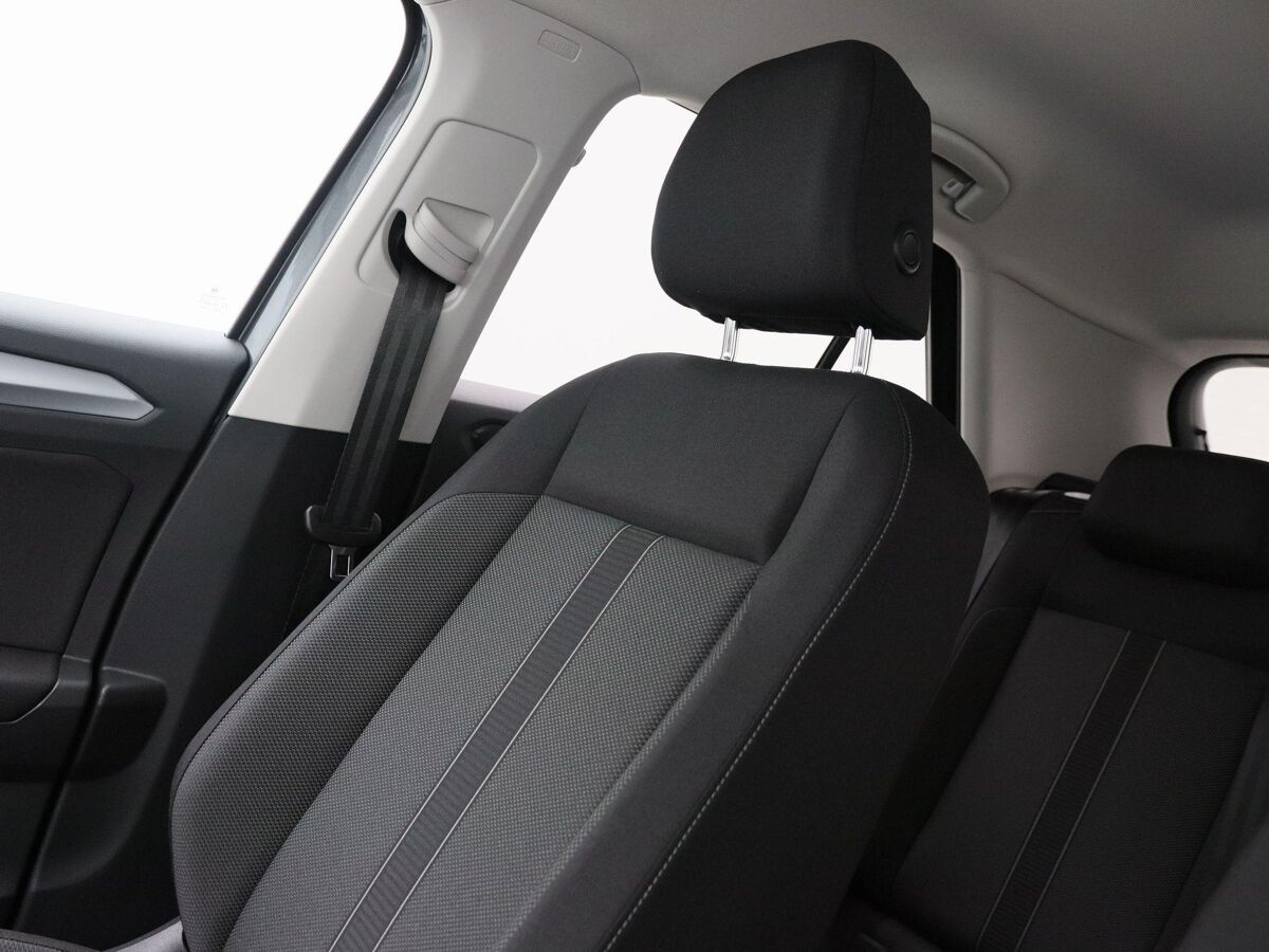 Volkswagen T-Roc Life Edition 1.5 TSI 110 kW / 150 pk DSG | Navigatie | Camera | Adaptive Cruise | App Connect |