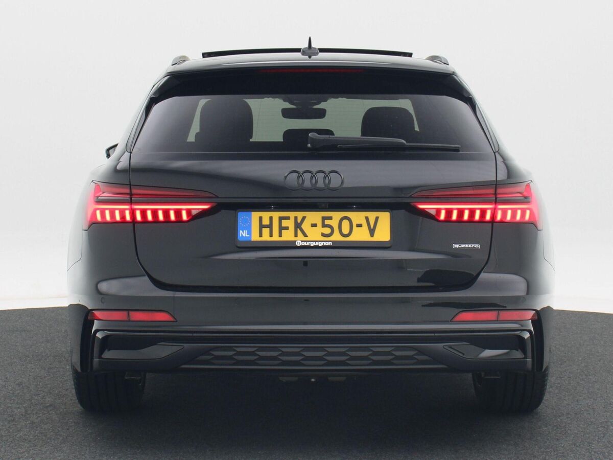 Audi A6 Avant Audi A6 TFSi e S-Line 299 Pk Automaat | Full LED | Panoramadak | Trekhaak | Stoelverwarming | Camera | Navigatie | 7.691 Km!!